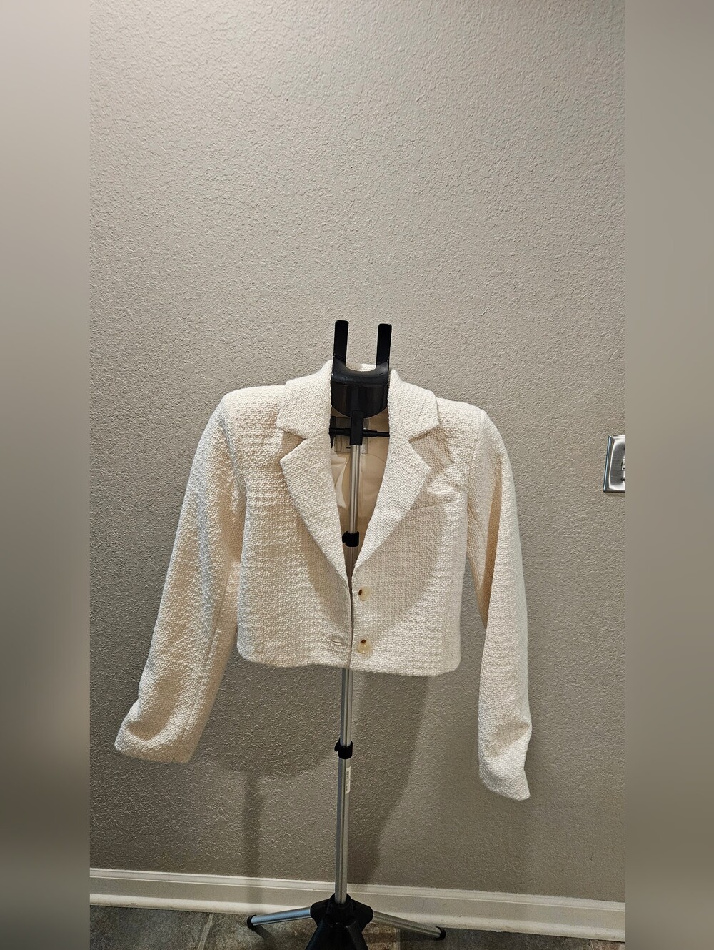 EUC ABERCROMBIE Cropped Cream Bouclé Blazer Jacket - Women's XS